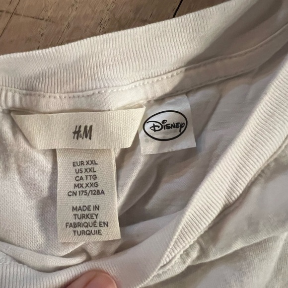 Minnie Mouse Graphic T-Shirt - Picture 3 of 3